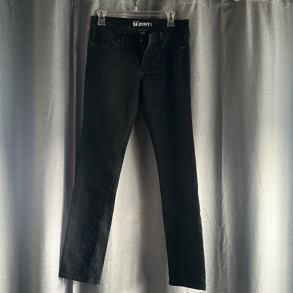 Black skinny leg jean